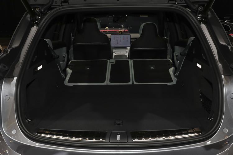 Фото машины 483