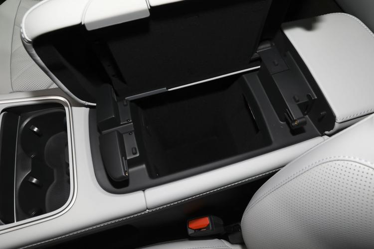 Фото машины 447