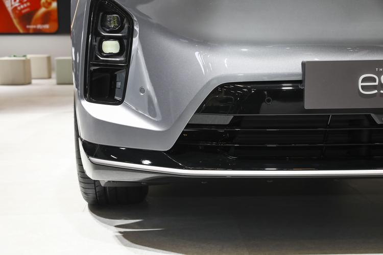 Фото машины 448