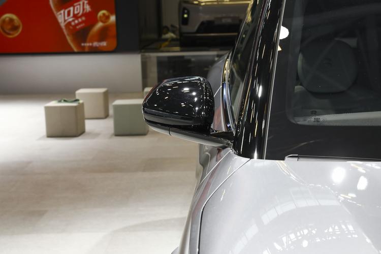 Фото машины 512