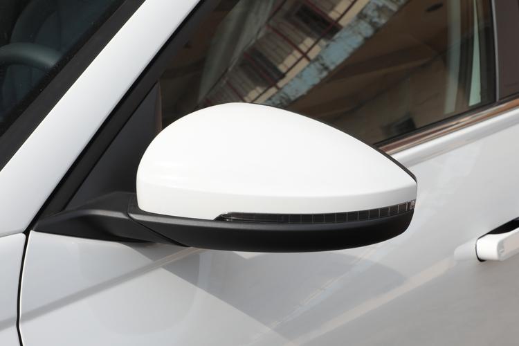 Фото машины 30