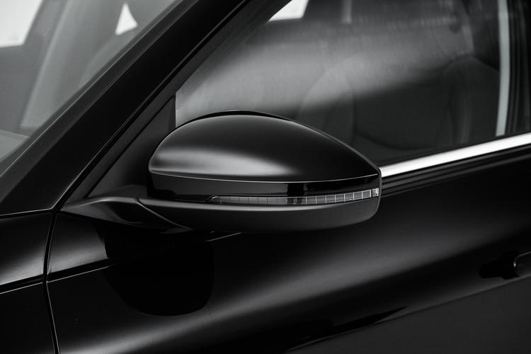 Фото машины 102