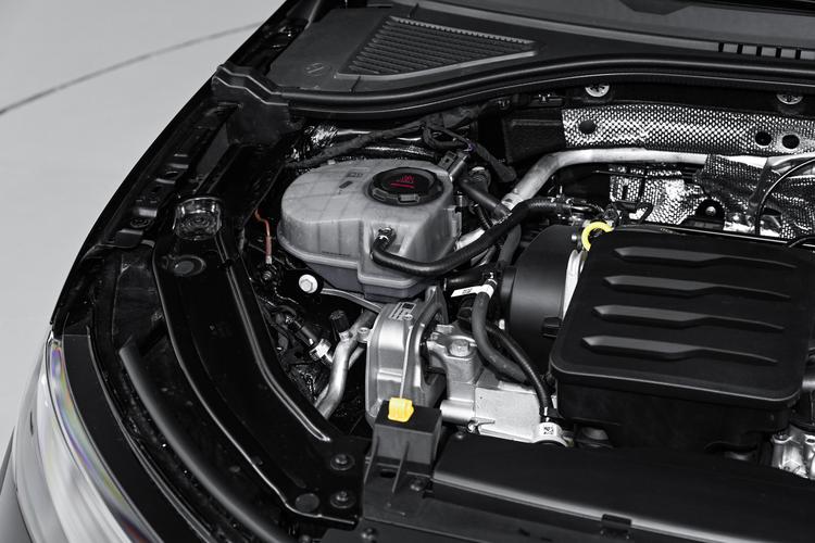 Фото машины 104