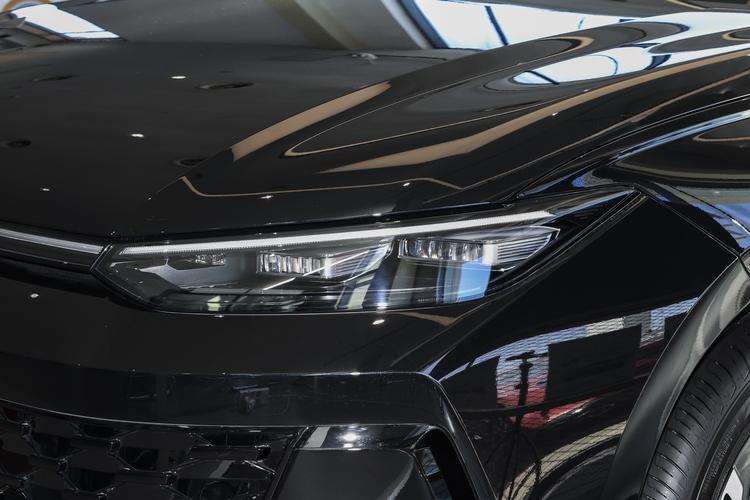 Фото машины 24