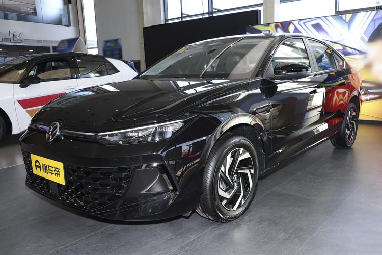 Фото машины 112