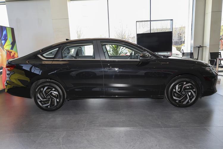 Фото машины 92