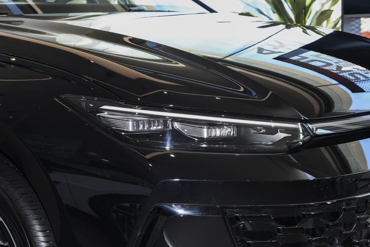 Фото машины 99