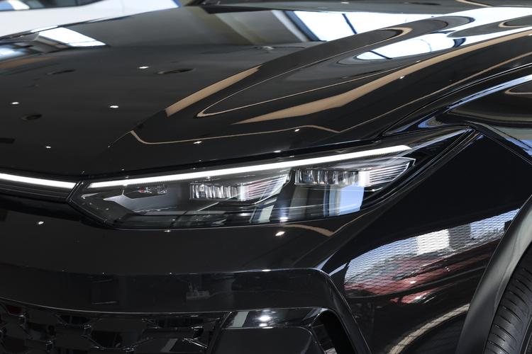 Фото машины 182