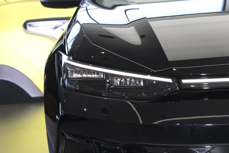 Фото машины 210