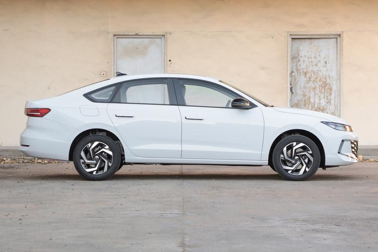 Фото машины 136