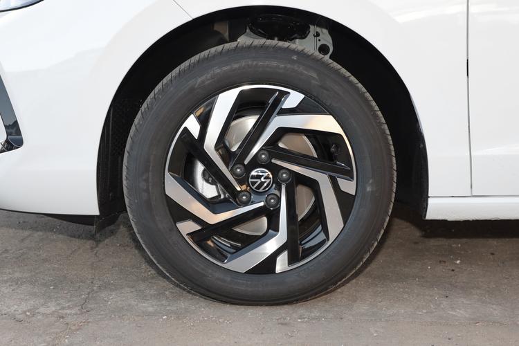 Фото машины 211