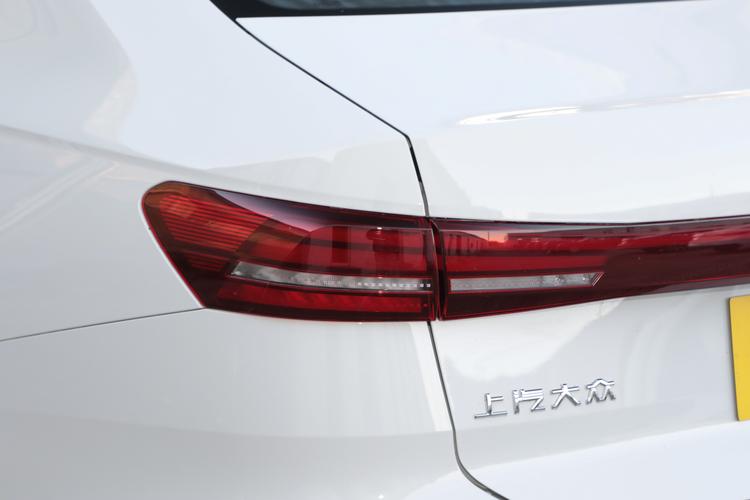 Фото машины 235