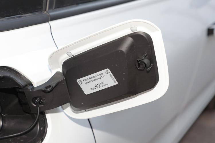 Фото машины 240