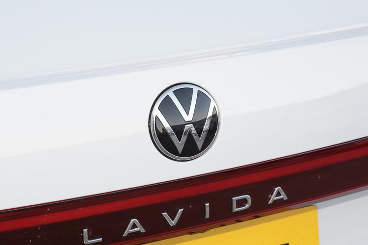 Фото машины 202