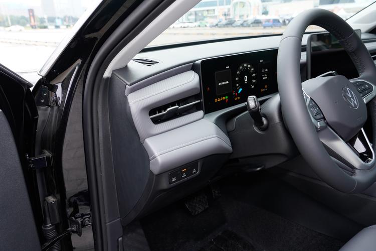 Фото машины 230