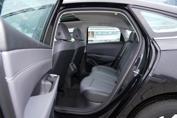 Фото машины 282