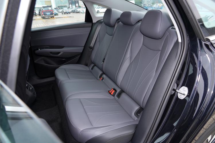 Фото машины 398