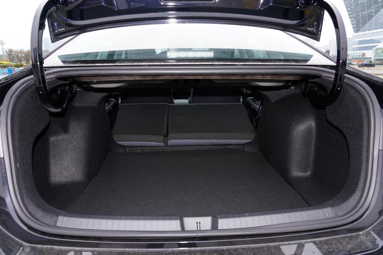 Фото машины 304