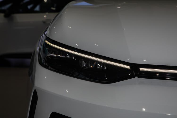 Фото машины 60