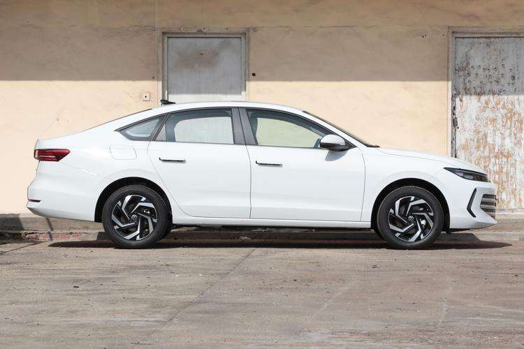 Фото машины 99