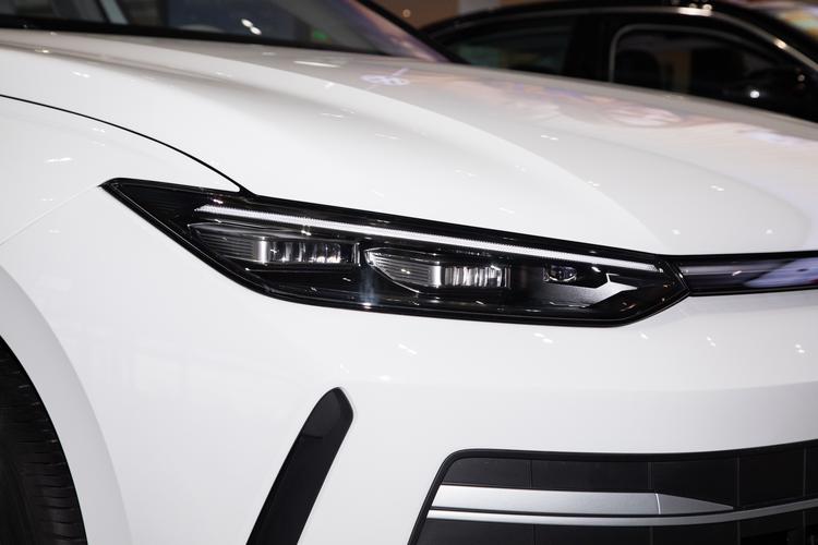 Фото машины 86