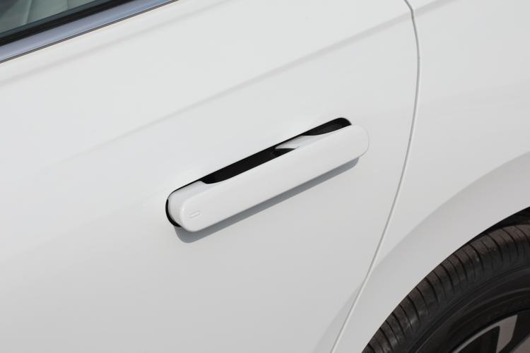 Фото машины 105