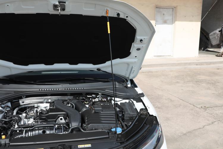 Фото машины 112