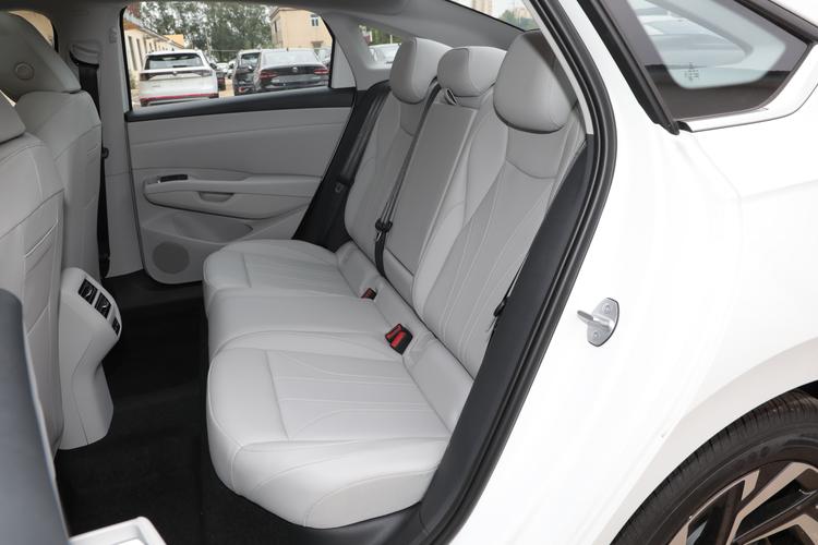 Фото машины 265