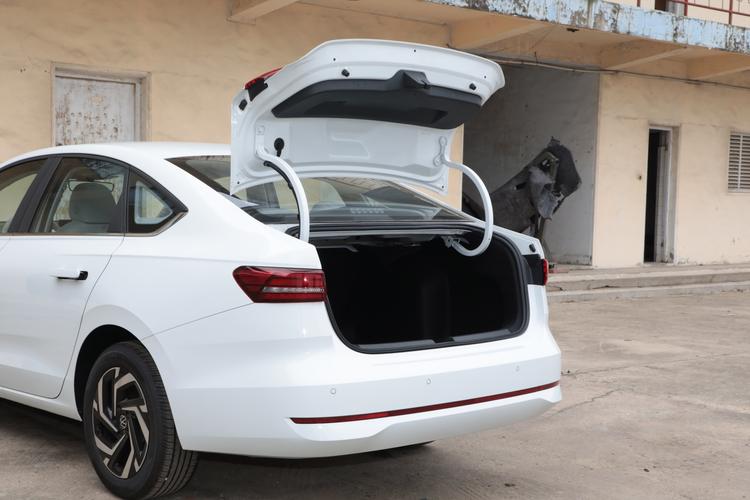 Фото машины 301