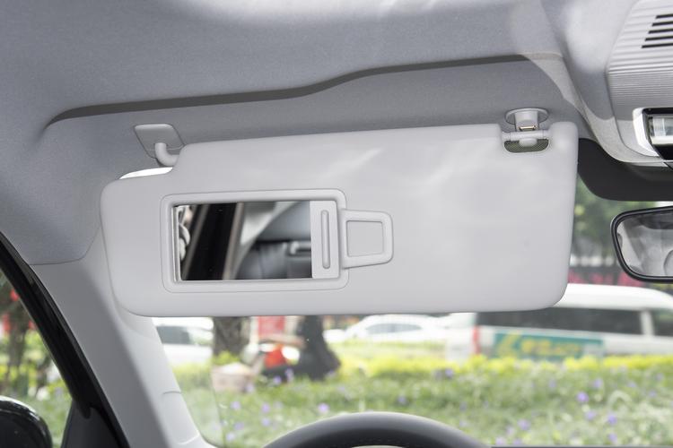 Фото машины 76