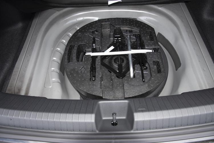 Фото машины 100