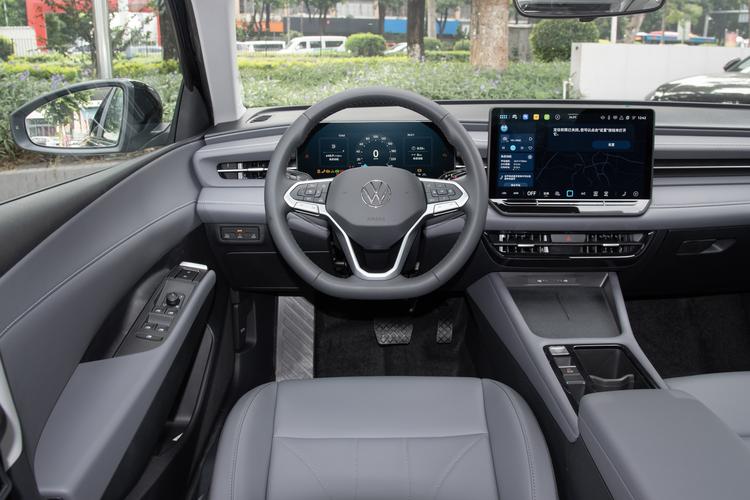 Фото машины 202