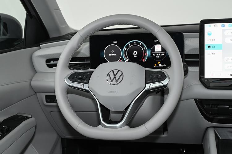 Фото машины 83