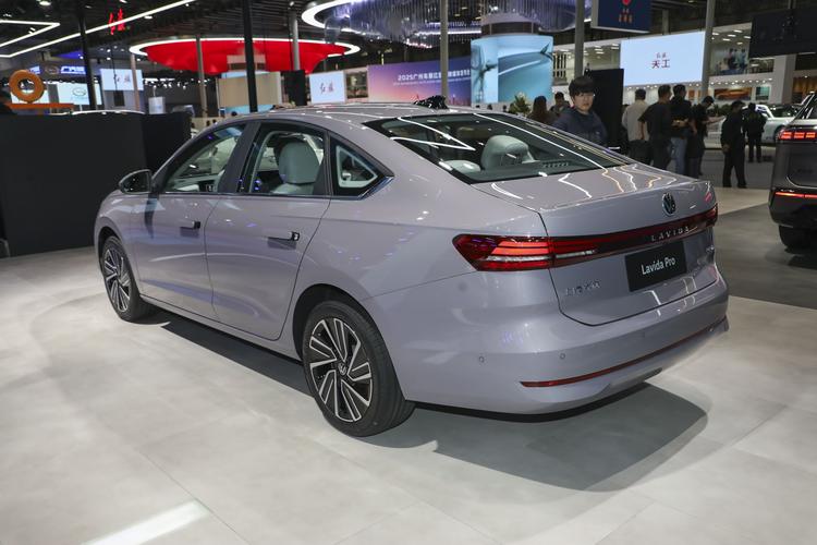 Фото машины 65