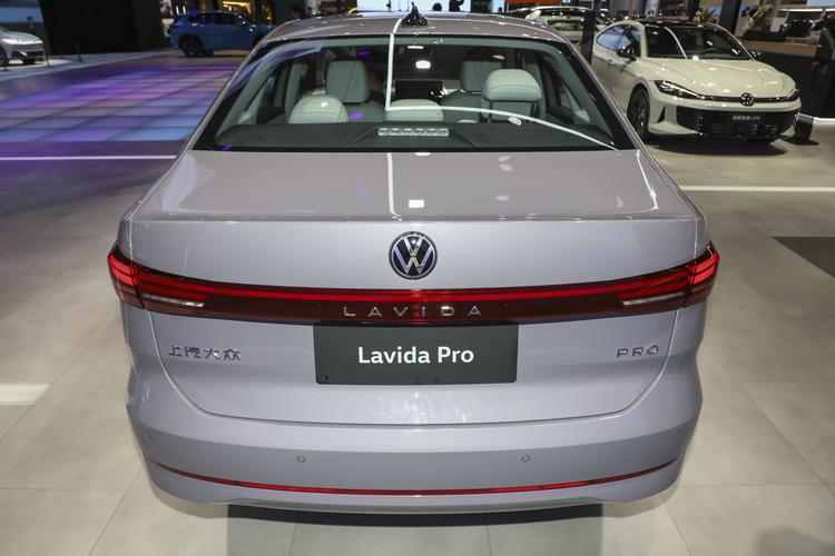 Фото машины 201