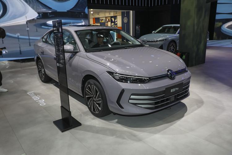 Фото машины 220