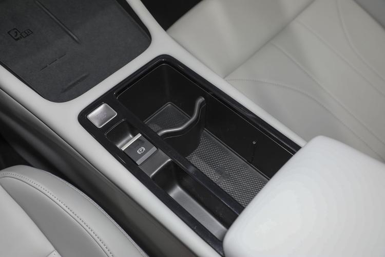 Фото машины 182