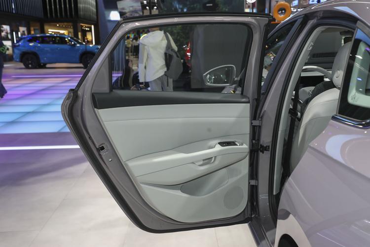 Фото машины 207