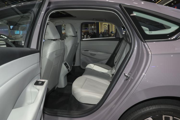 Фото машины 221