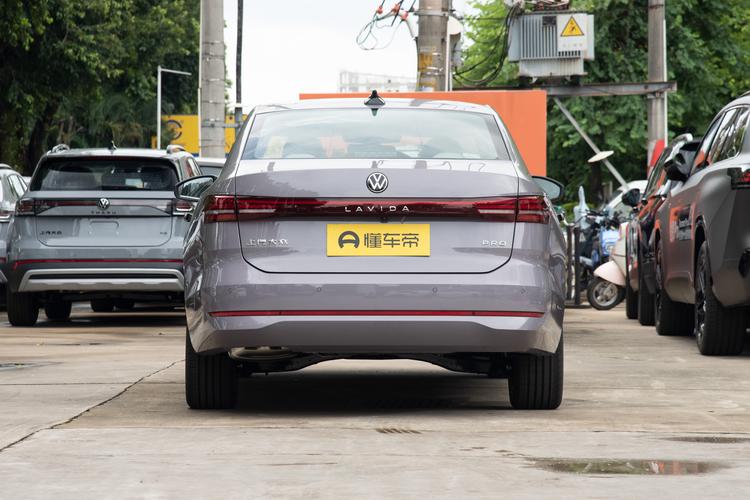 Фото машины 103