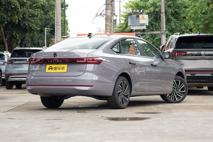 Фото машины 104