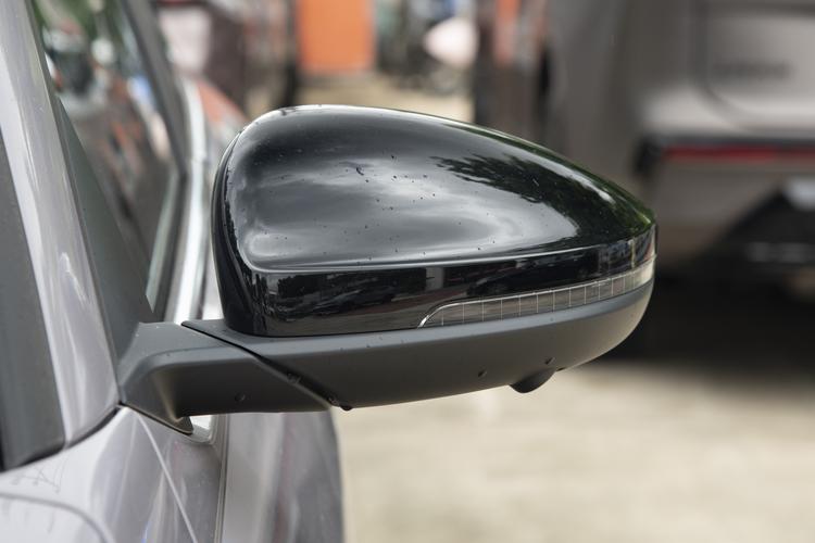 Фото машины 216