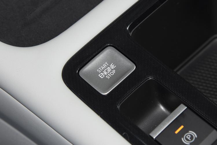 Фото машины 201