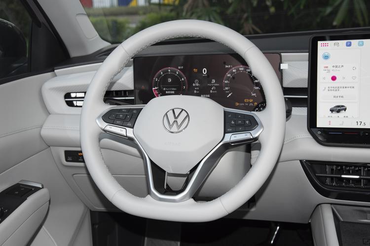 Фото машины 225