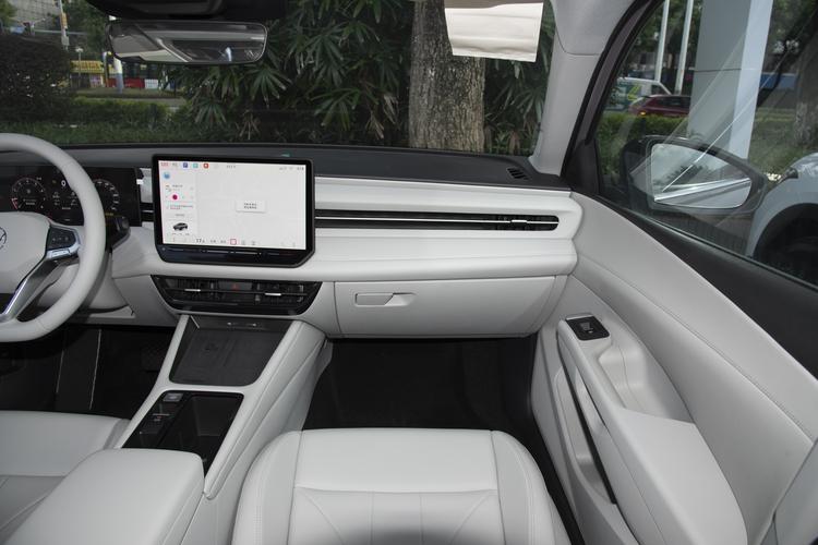 Фото машины 135