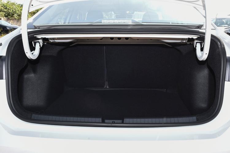 Фото машины 260