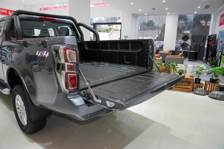 Фото машины 100