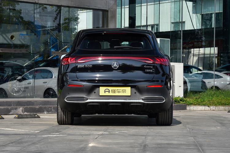 Фото машины 33