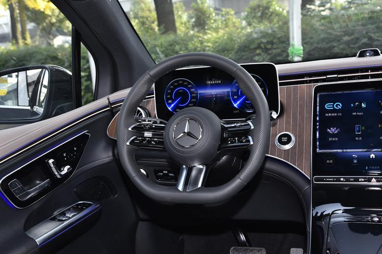 Фото машины 136