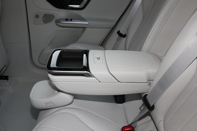 Фото машины 70